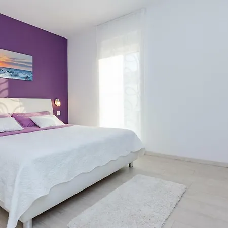 Marlu Villa *