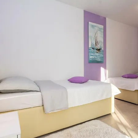Marlu Villa